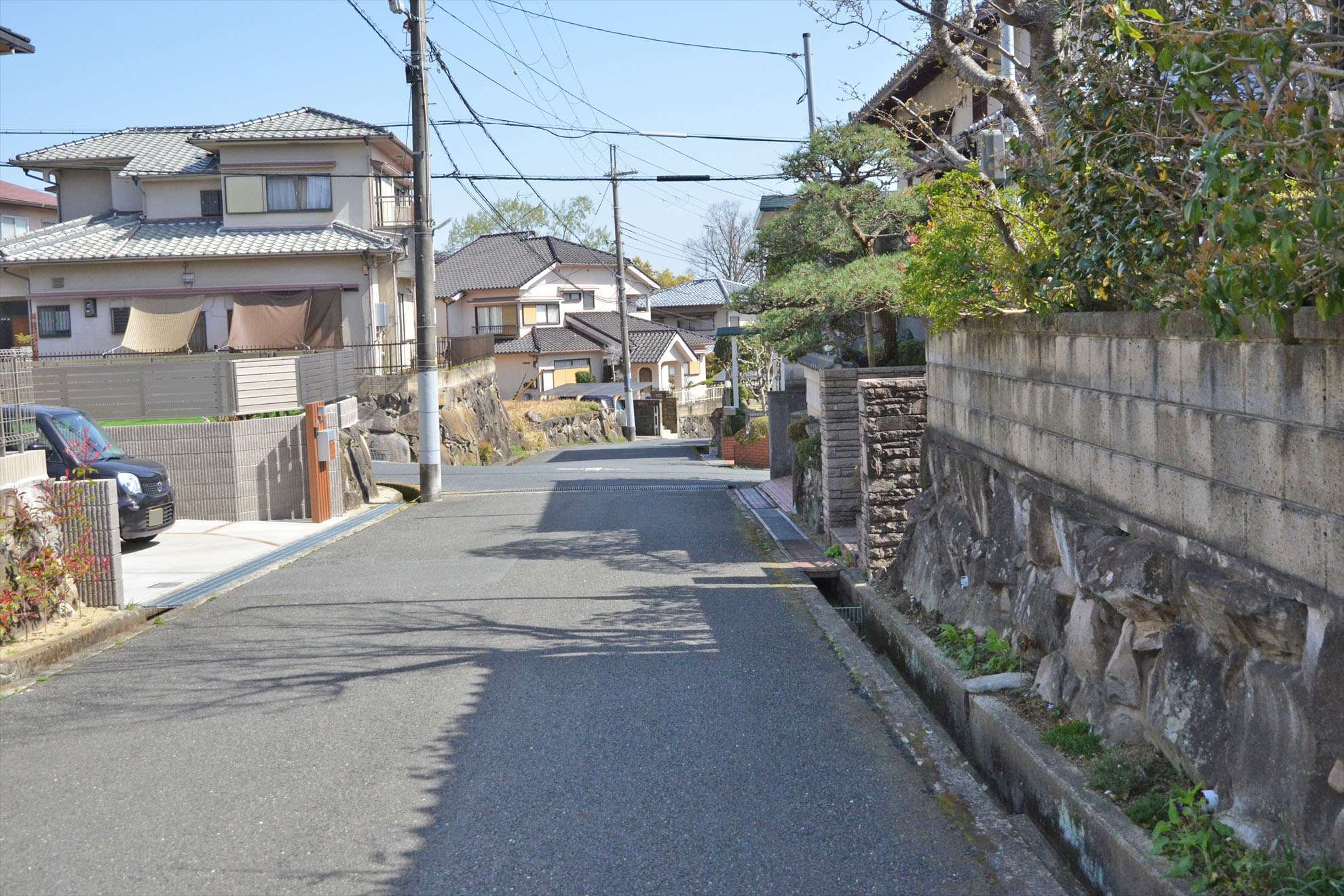 アップダウンのある地勢ですが、落ち着いた雰囲気が魅力です。