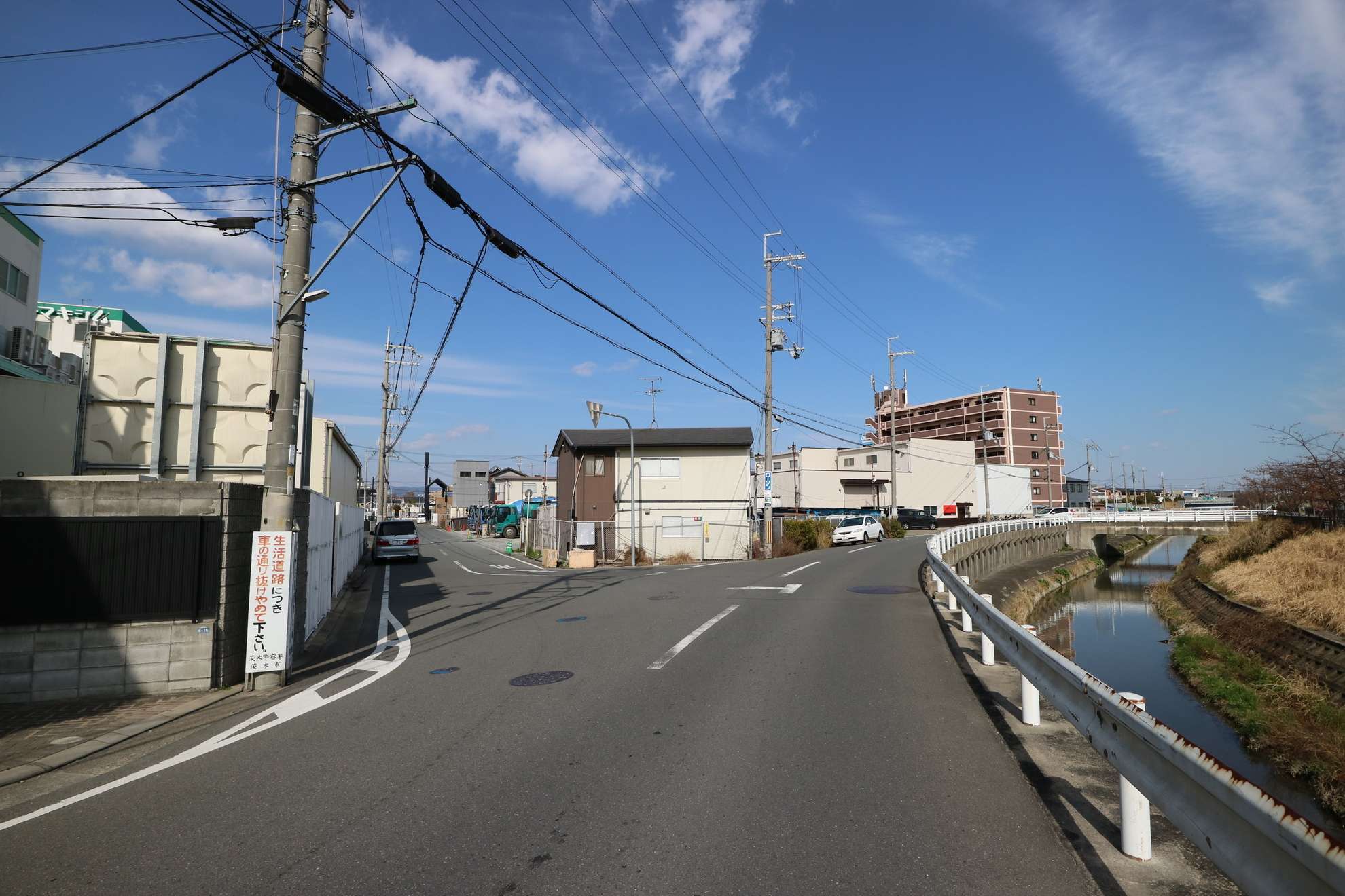 道幅の広い街路が多いです。