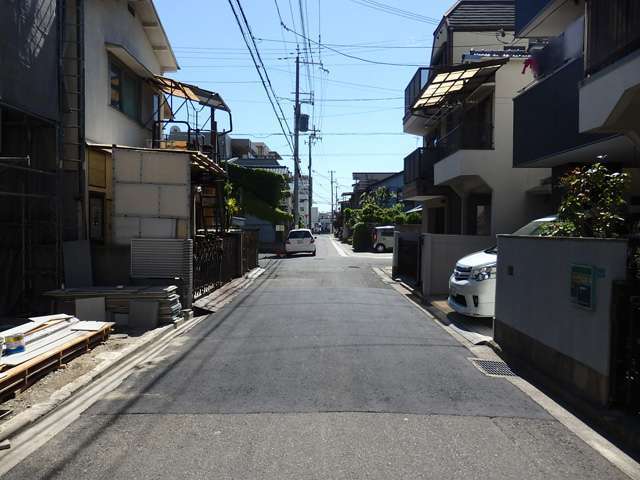 道幅の狭い場所も多いですが、地勢は平坦。