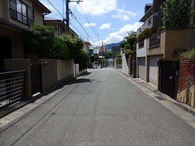 南斜面地で日当たりの良い立地。