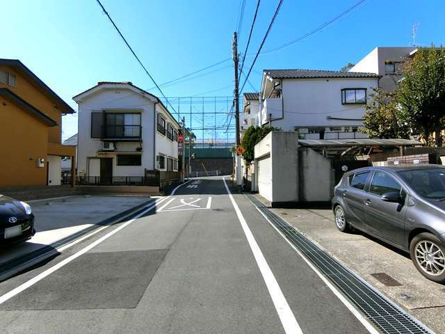 地勢はほぼ平坦で、自転車での移動もスムーズです。