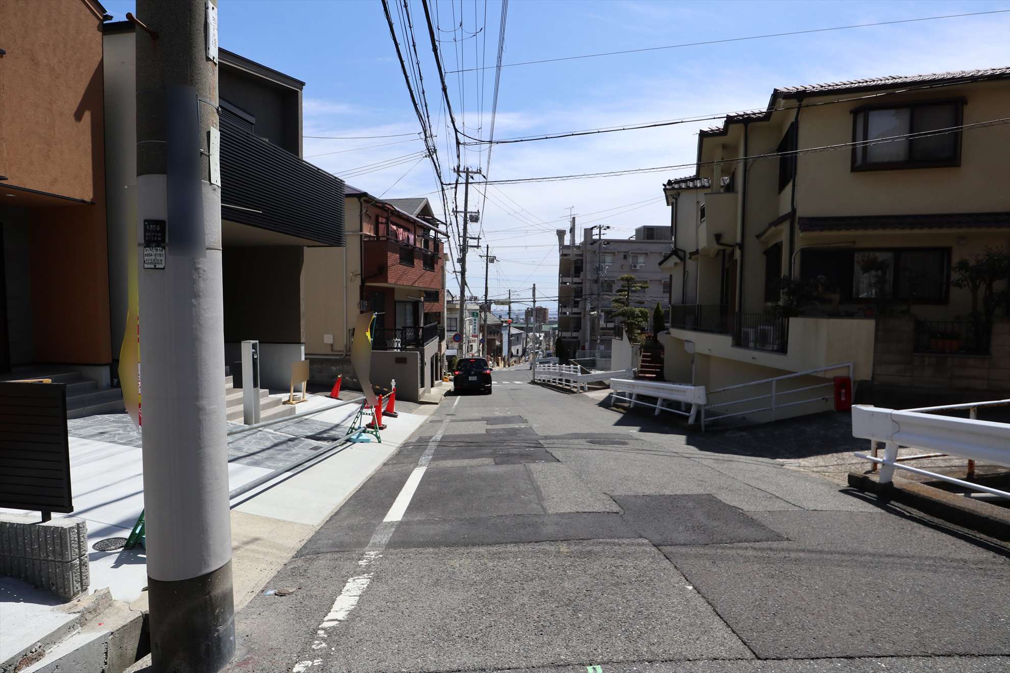 『上野通5丁目』は一戸建てが立ち並ぶ町。