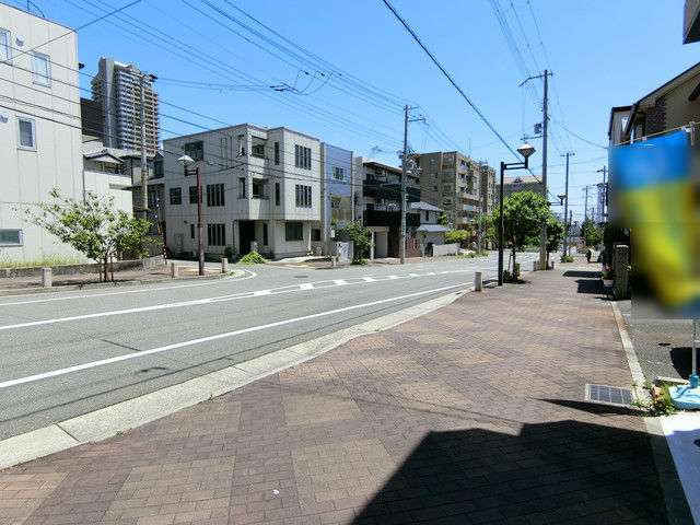 区画の整ったずっきりとした印象の街並みです。