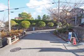 宝塚市宝松苑 一戸建て