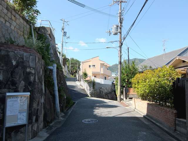芦屋市東山町