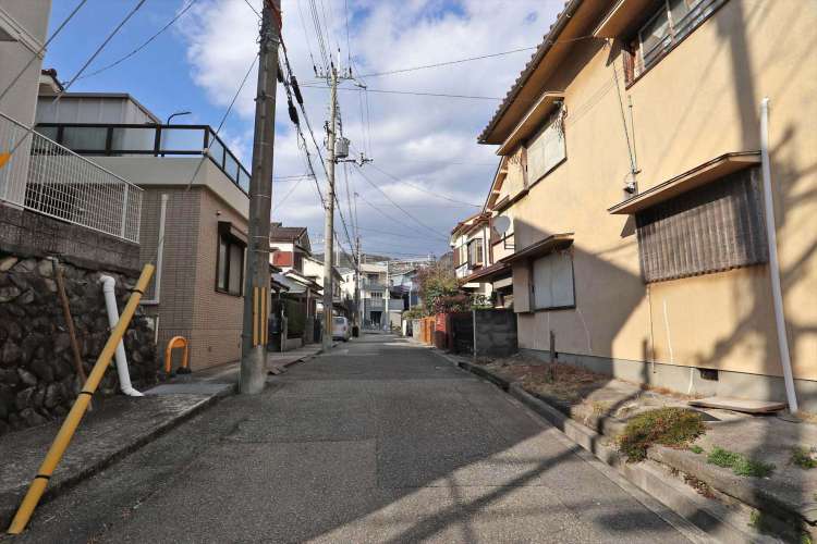 宝塚市南ひばりガ丘1丁目