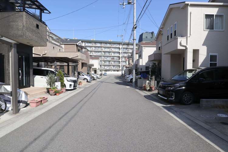 宝塚市伊孑志4丁目
