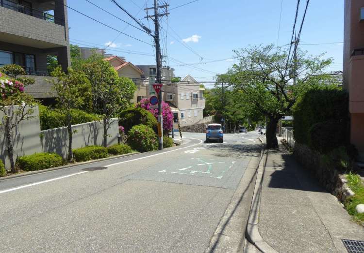 宝塚市花屋敷つつじガ丘