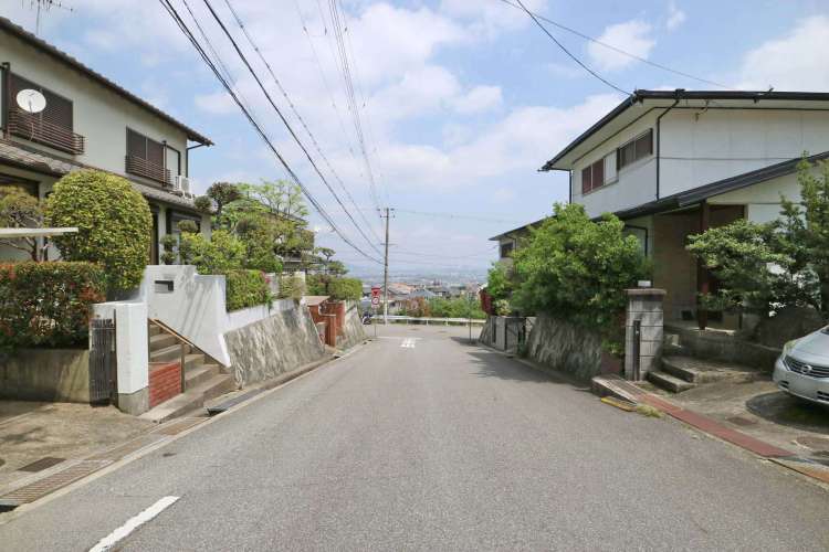 宝塚市逆瀬台3丁目