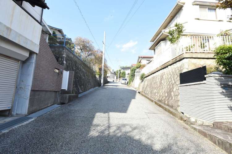 宝塚市仁川高丸2丁目