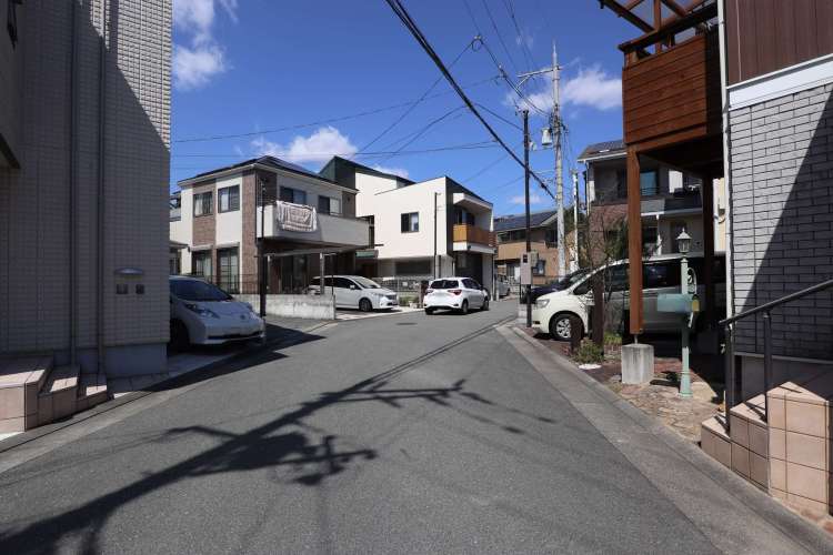 川西市萩原1丁目