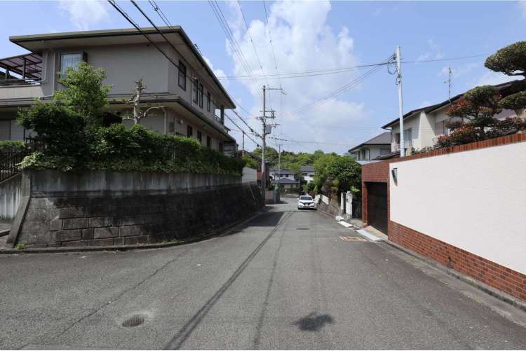 川西市萩原台西2丁目