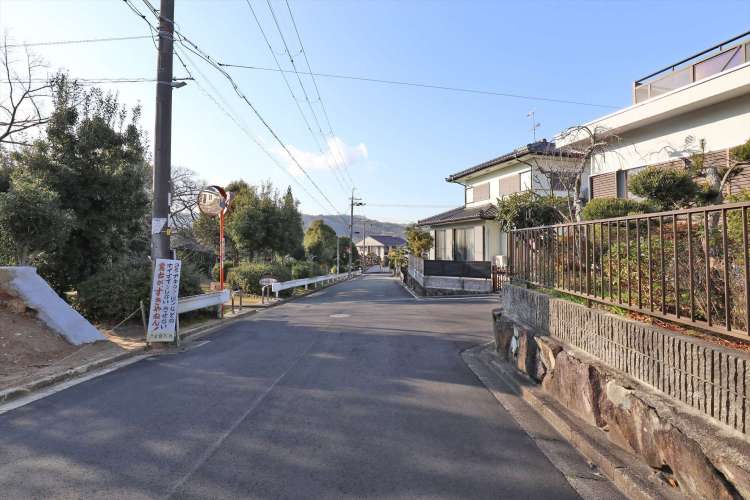 川西市鴬台1丁目