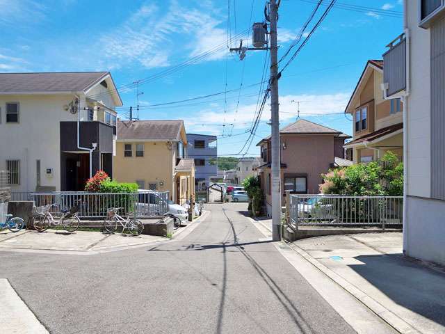 川西市新田2丁目