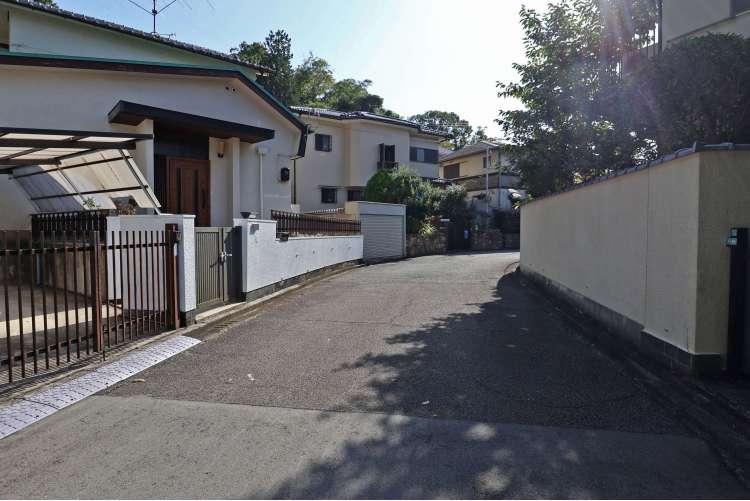 川西市緑台1丁目
