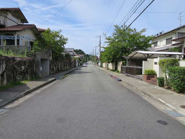 川西市清和台西3丁目