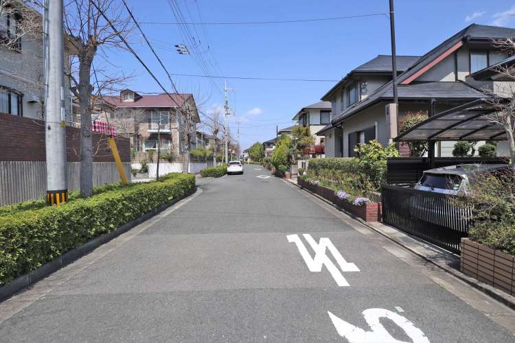 川西市けやき坂3丁目