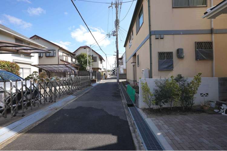 伊丹市松ケ丘1丁目