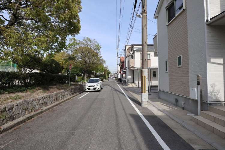 尼崎市菜切山町