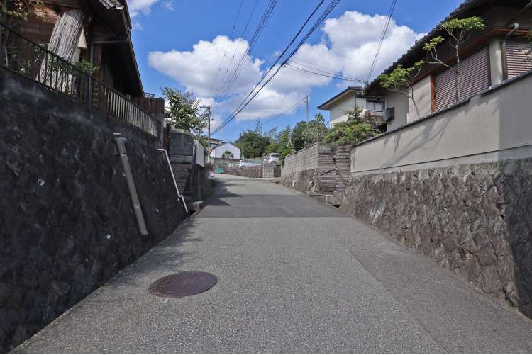 川西市霞ケ丘1丁目