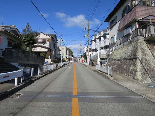 川西市霞ケ丘1丁目