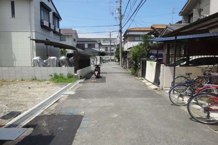 池田市空港1丁目
