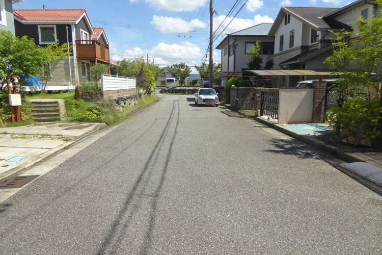 川辺郡猪名川町猪名川町白金2丁目
