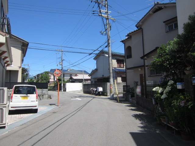 箕面市瀬川2丁目
