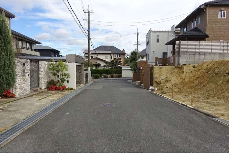 吹田市津雲台2丁目