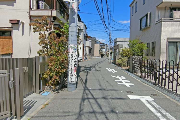 豊中市稲津町3丁目