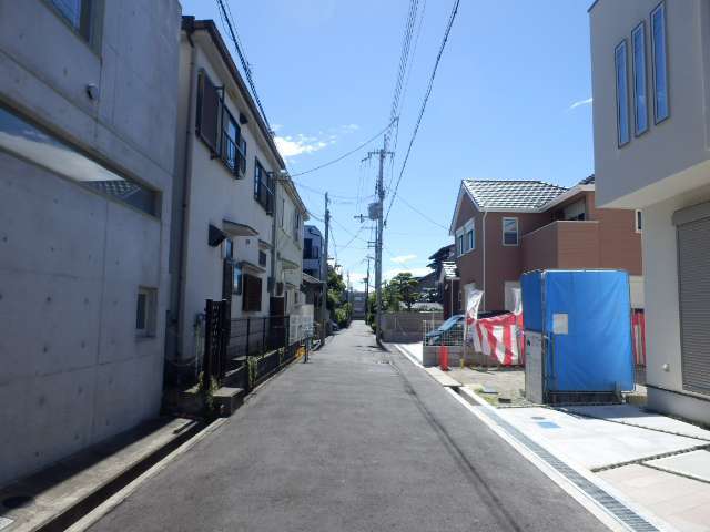 豊中市千里園1丁目