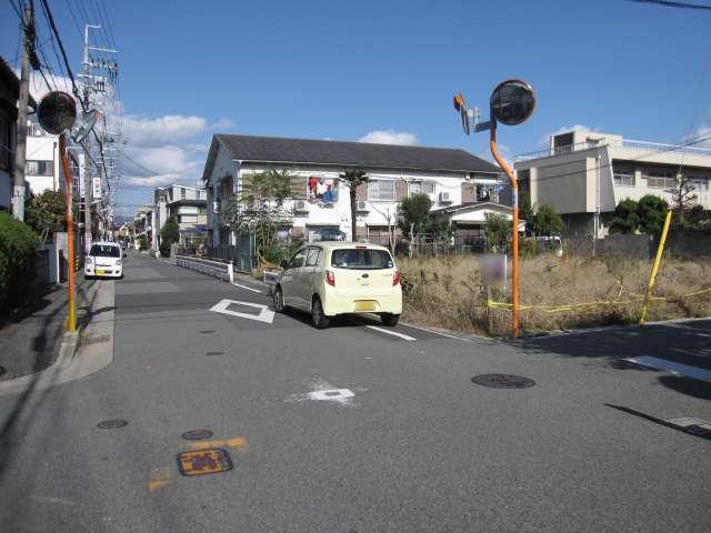 豊中市服部寿町1丁目