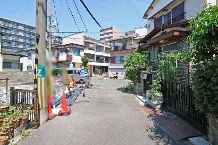 豊中市螢池西町1丁目