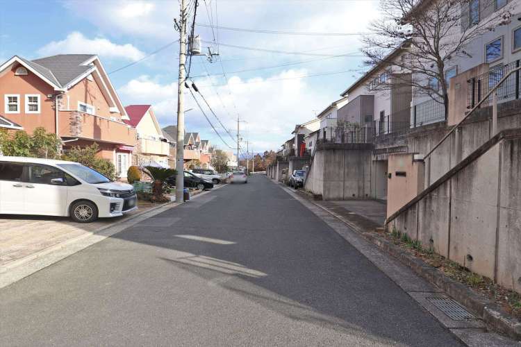 川辺郡猪名川町猪名川町つつじが丘4丁目