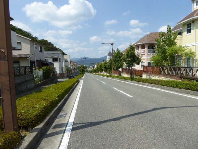 川辺郡猪名川町猪名川町つつじが丘5丁目