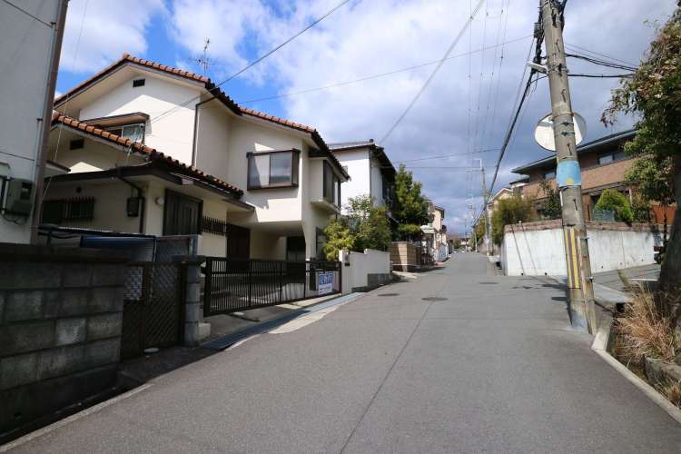 茨木市西安威1丁目