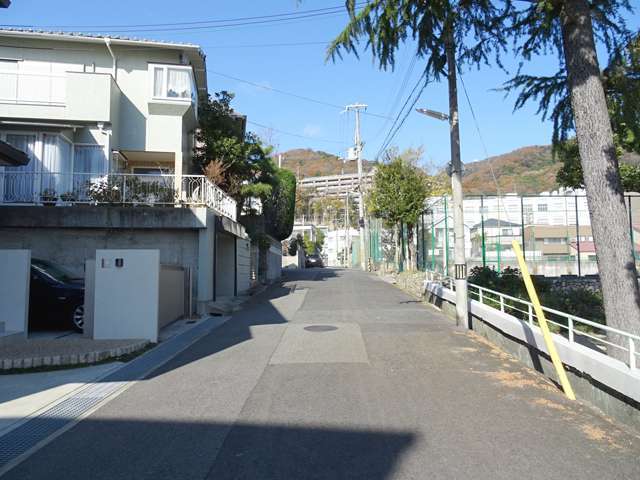 神戸市東灘区西岡本5丁目