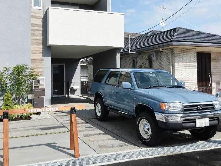 ボックスガレージ