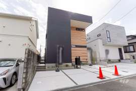 高槻市日吉台二番町 一戸建て