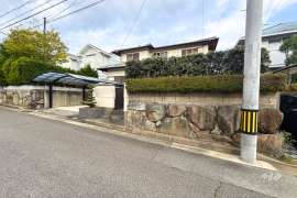 川辺郡猪名川町白金3丁目 一戸建て