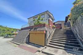 川西市湯山台2丁目 一戸建て