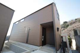 宝塚市紅葉ガ丘 一戸建て