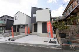 高槻市安岡寺町5丁目 一戸建て