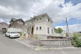 川辺郡猪名川町つつじが丘5丁目 一戸建て