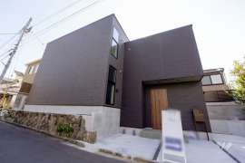 高槻市宮之川原3丁目 一戸建て