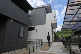 尾張旭市南新町白山 一戸建て