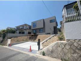 川西市緑台1丁目 一戸建て