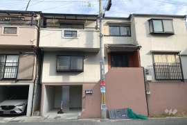 伊丹市寺本6丁目 テラスハウス