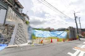 高槻市日吉台六番町 一戸建て
