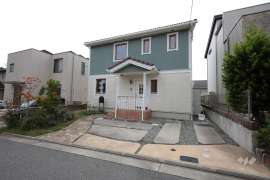 宝塚市山手台東5丁目 一戸建て